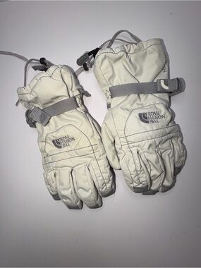 The North Face girls 14/16 Winter Ski Gloves in Off-White